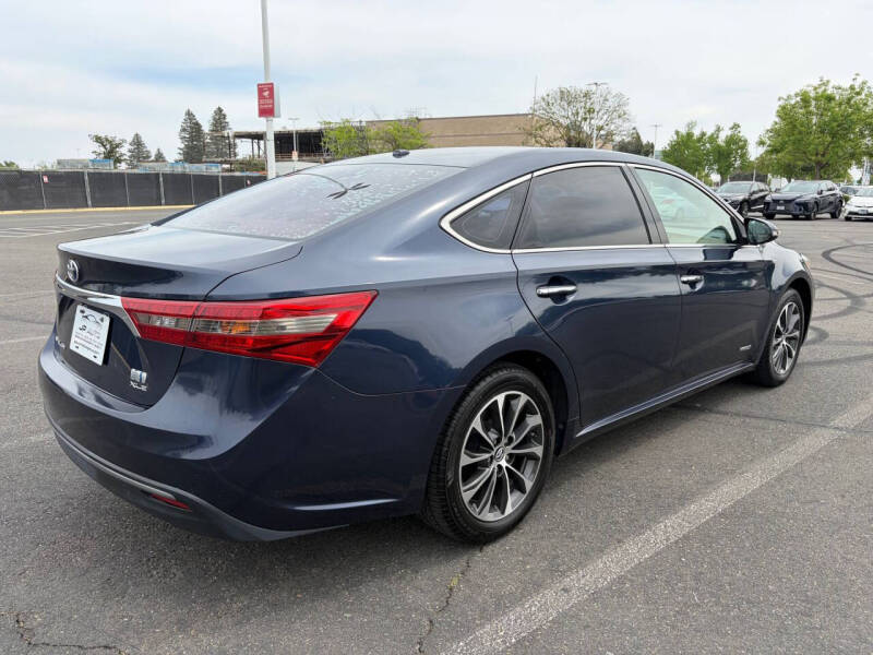 2016 Toyota Avalon Hybrid