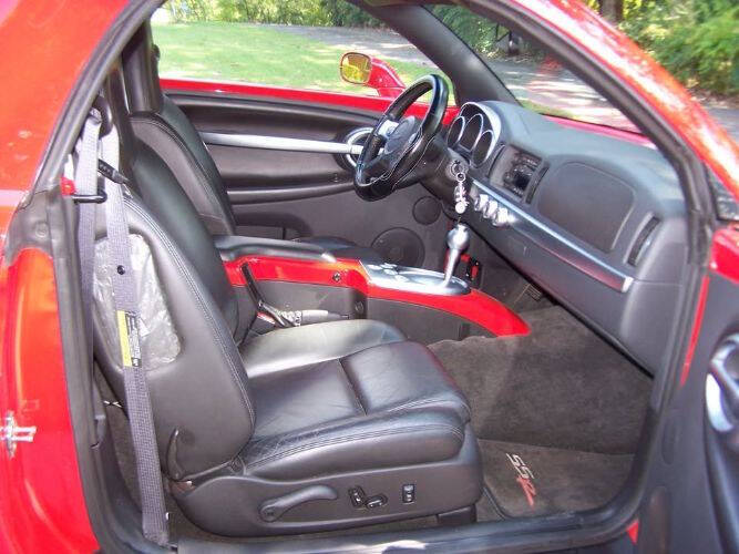 2004 Chevrolet SSR LS