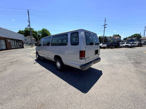 2006 Ford E-Series E-350 SD XL