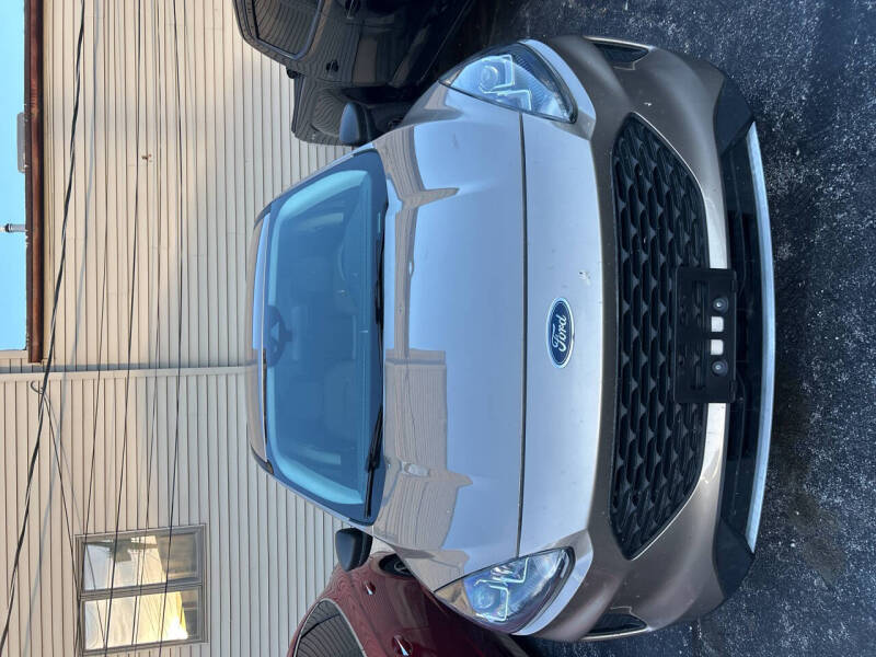 2021 Ford Escape S FWD's photo