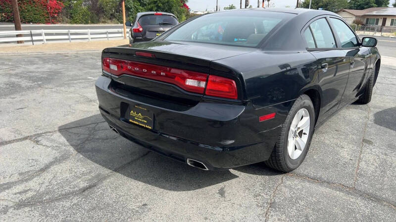 2013 Dodge Charger SE