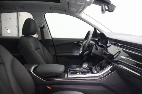 2023 Audi Q7 quattro Premium Plus 55 TFSI