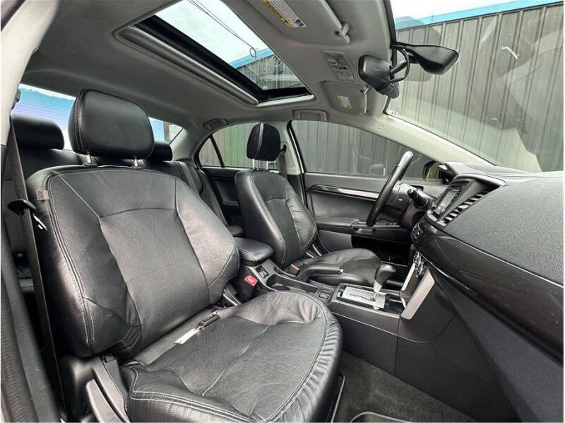 2017 Mitsubishi Lancer