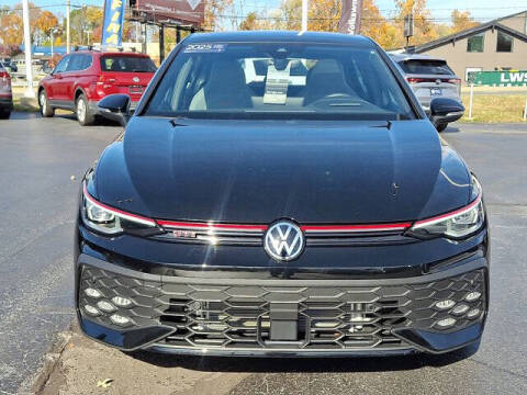 2025 Volkswagen Golf GTI Autobahn