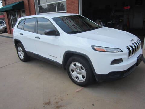 2014 Jeep Cherokee for sale at W & W MOTORS in Clovis NM