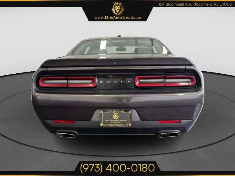 2020 Dodge Challenger SXT