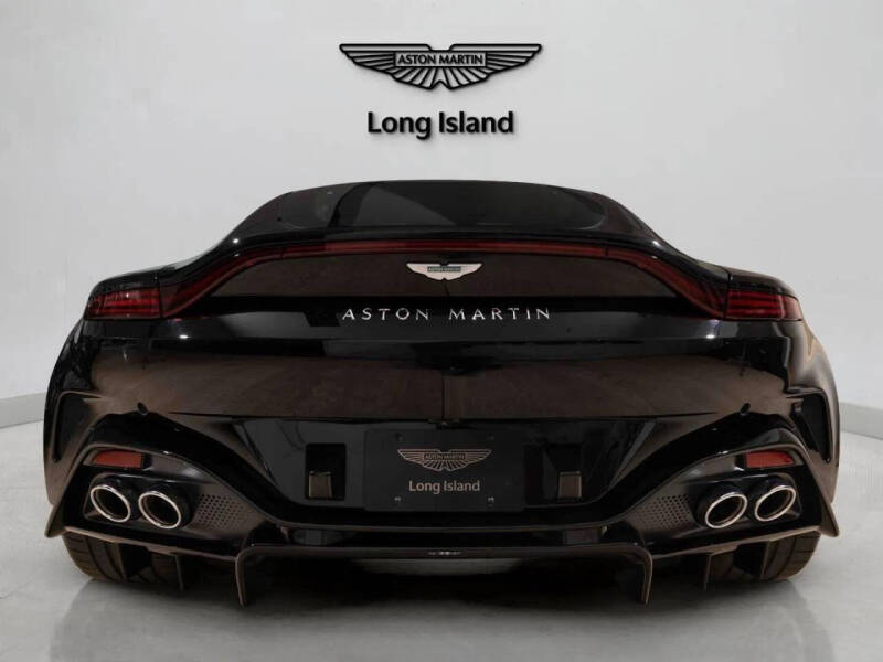 2025 Aston Martin Vantage