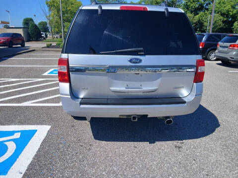 2017 Ford Expedition EL XLT