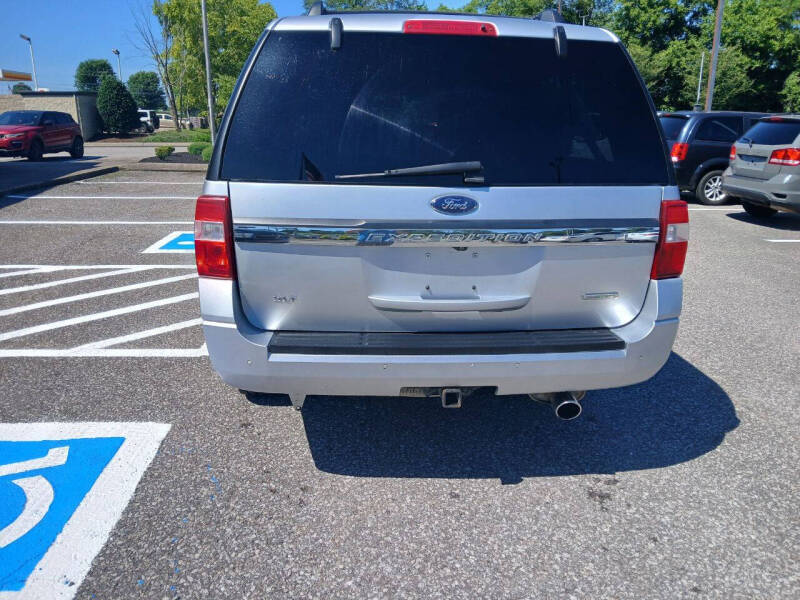 2017 Ford Expedition EL XLT