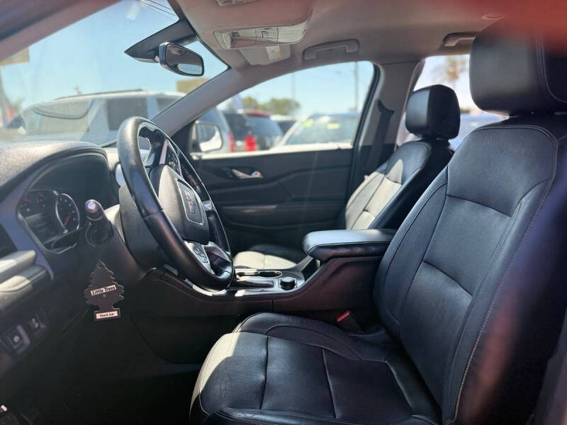 2019 GMC Acadia SLT-1