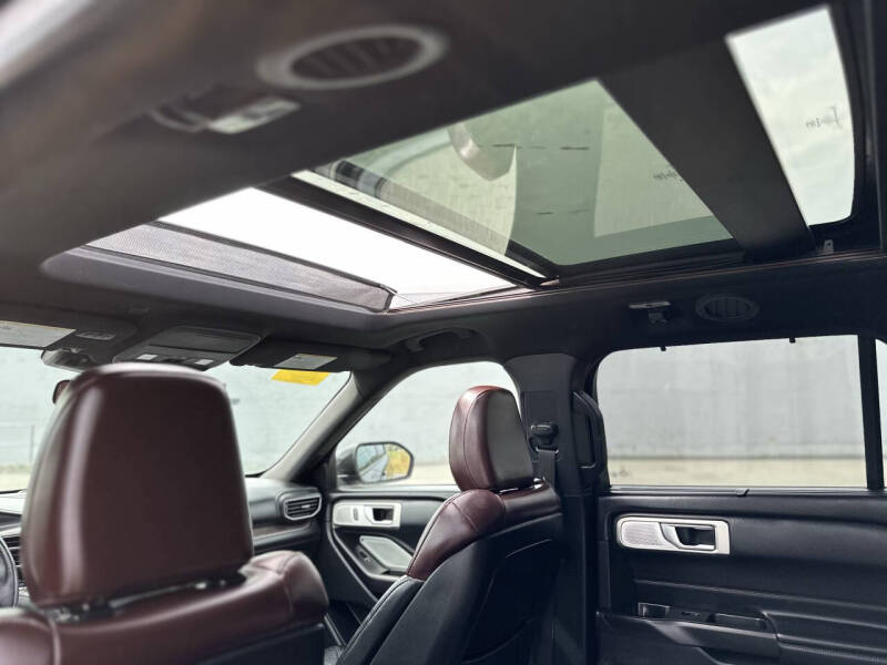 2020 Ford Explorer Platinum