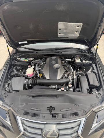 2017 Lexus IS 200t
