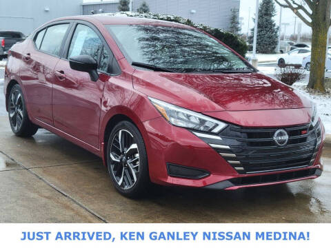 2023 Nissan Versa SR