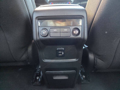2017 GMC Acadia SLE-1