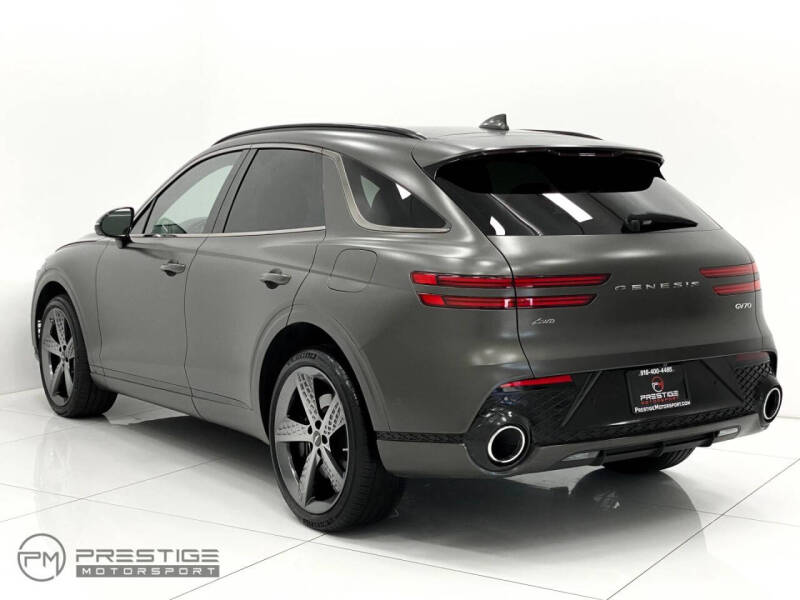 2023 Genesis GV70 2.5T Standard