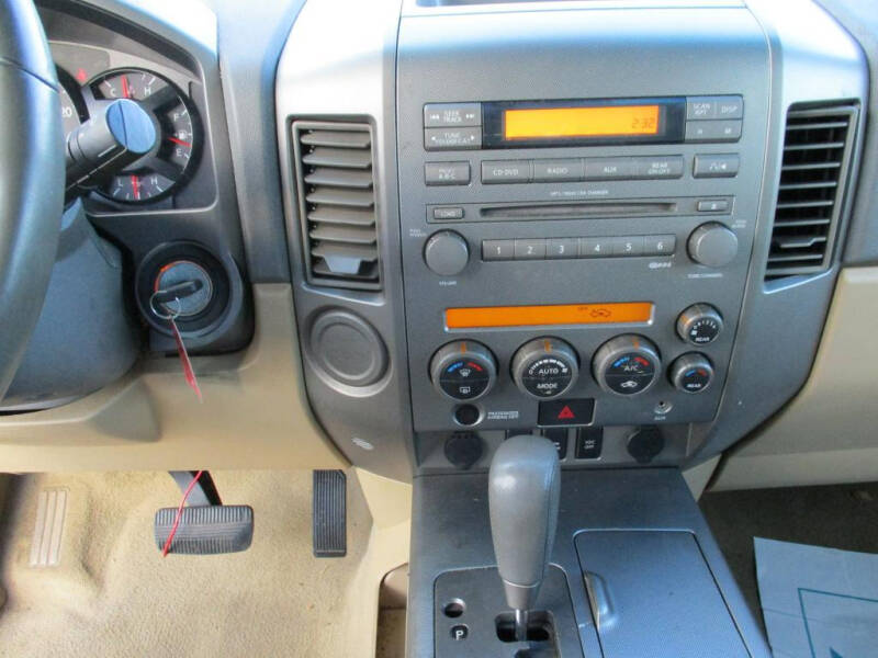 2006 Nissan Armada SE