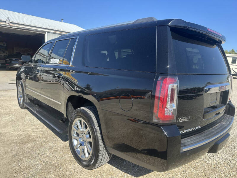 2017 GMC Yukon XL Denali