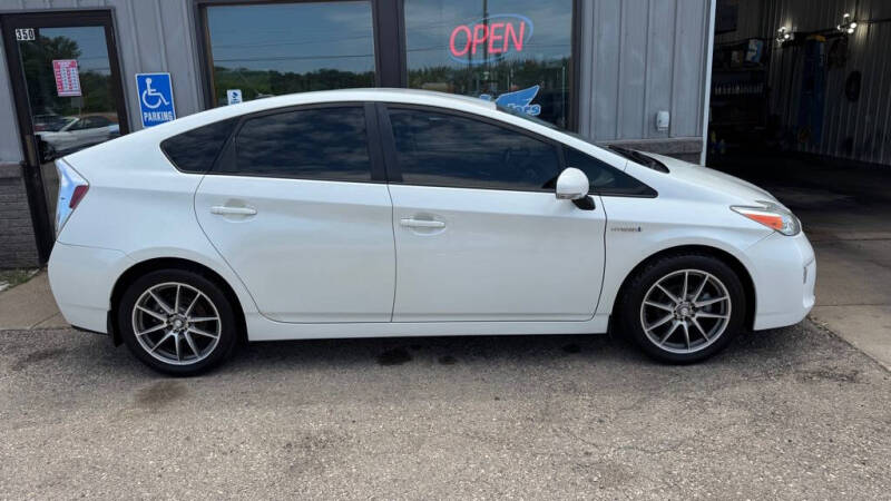 Used 2015 Toyota Prius Persona Series with VIN JTDKN3DU0F0422982 for sale in La Crescent, Minnesota