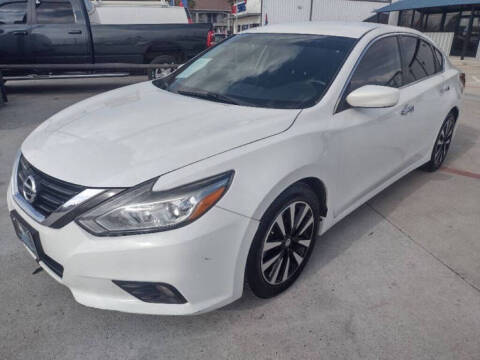 2018 Nissan Altima for sale at Javy Auto Sales in Cleveland TX