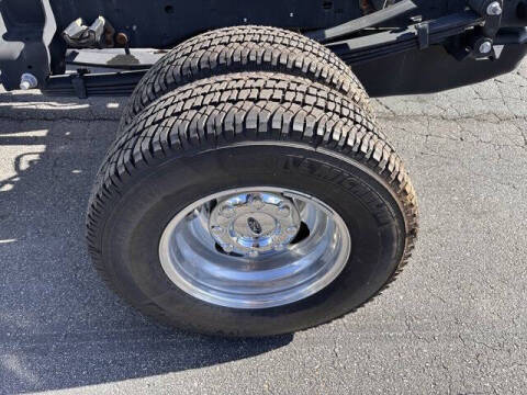 2025 Ford F-350 Super Duty XL