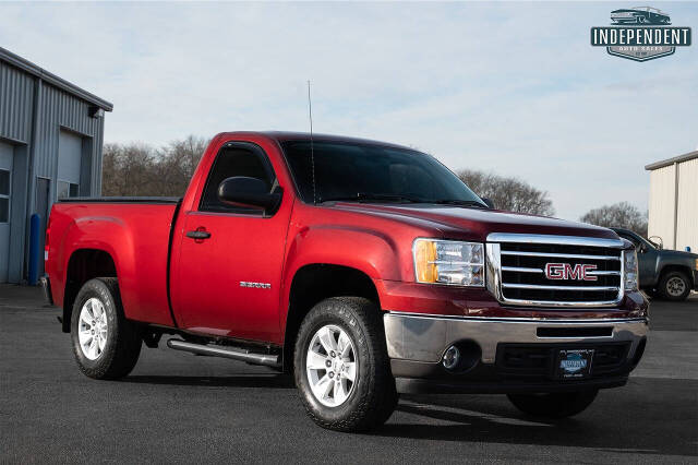 2013 GMC Sierra 1500 Work Truck's photo