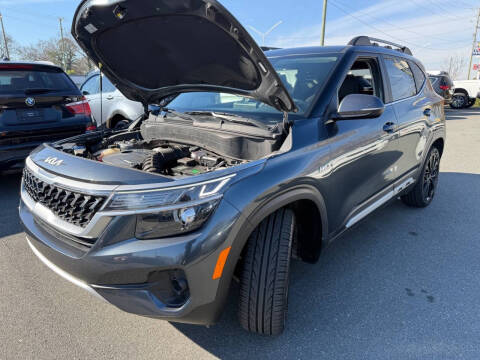 2022 Kia Seltos Nightfall