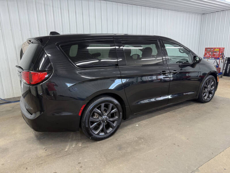 2019 Chrysler Pacifica Touring Plus