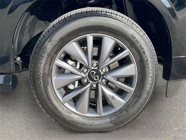 2025 Infiniti QX80 Pure