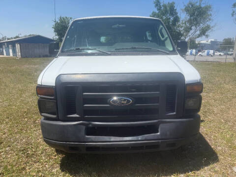 2014 Ford E-Series E-350 SD XL