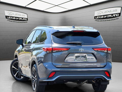 2022 Toyota Highlander XSE