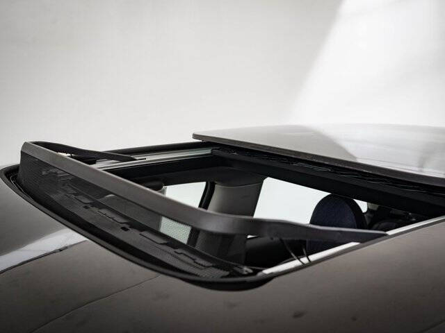 2025 MINI Hardtop 2 Door Cooper Signature Trim