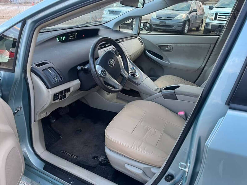 2013 Toyota Prius Three