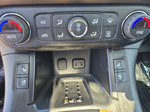 2017 GMC Acadia Denali