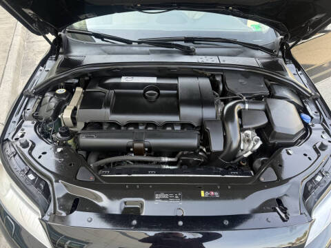 2013 Volvo XC70 3.2 Platinum