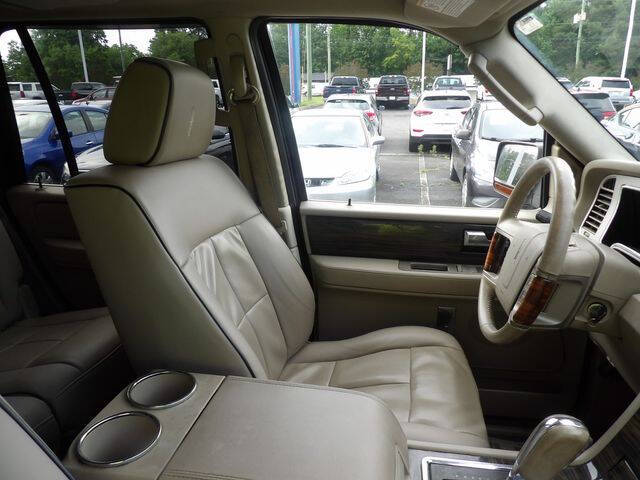 2008 Lincoln Navigator