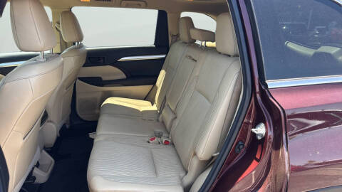 2015 Toyota Highlander LE Plus
