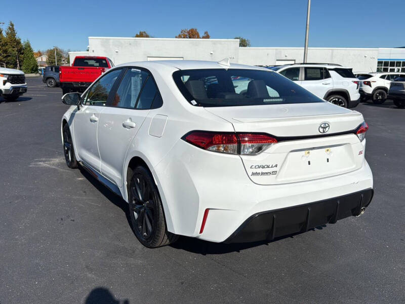 2025 Toyota Corolla SE