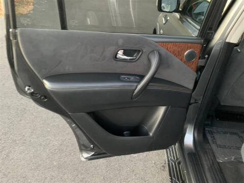 2017 Nissan Armada SV