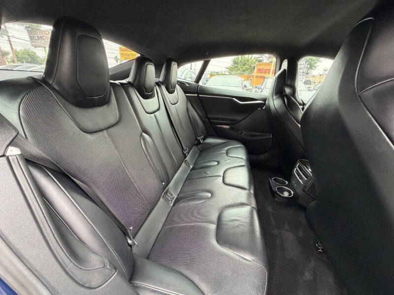 2016 Tesla Model S 90D