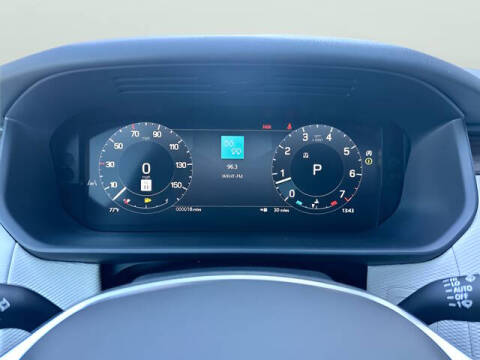 2025 Land Rover Discovery P300 Dynamic SE