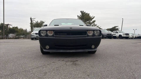 2009 Dodge Challenger SE