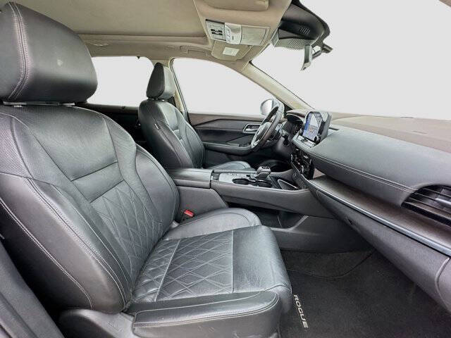 2022 Nissan Rogue Platinum