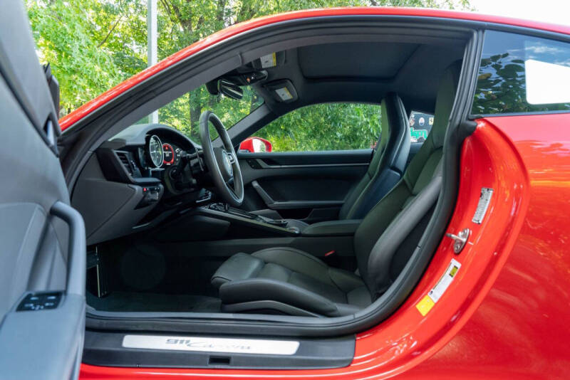 2023 Porsche 911 Carrera