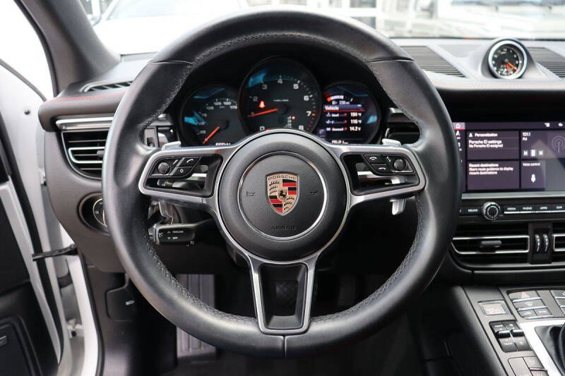 2020 Porsche Macan