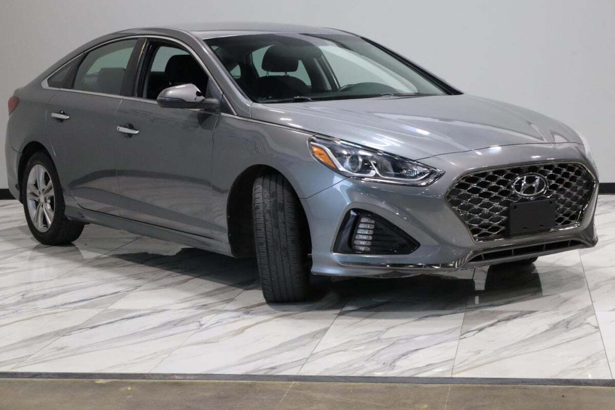 2019 Hyundai SONATA for sale at IMD MOTORS, INC in Dallas, TX