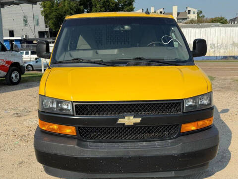 2022 Chevrolet Express 2500