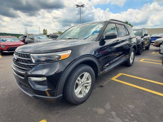 Black 2021 Ford Explorer XLT AWD XLT 4dr SUV 2