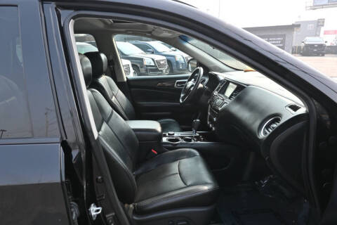 2014 Nissan Pathfinder Platinum