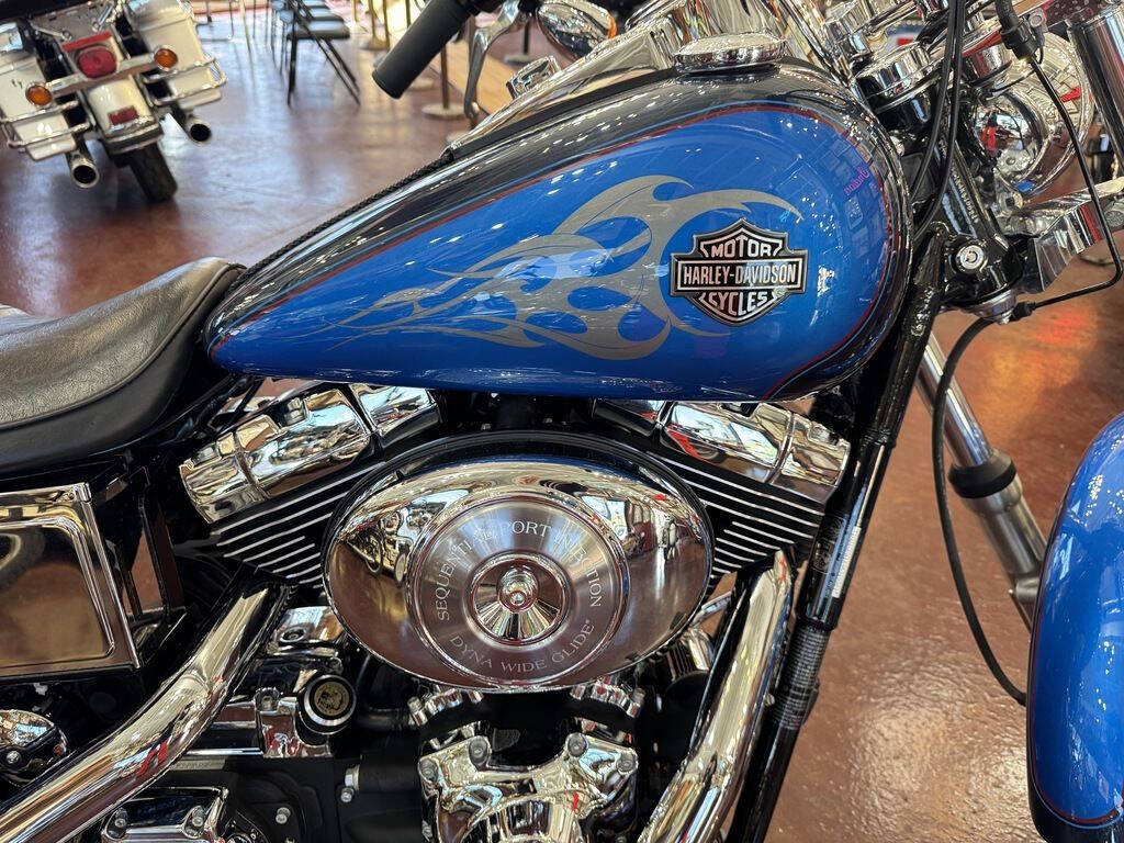 2004 Harley-Davidson FXDWG - Dyna Wide Glide& 4