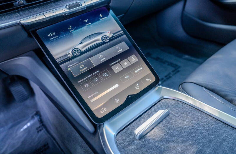 2024 Lucid Air Touring